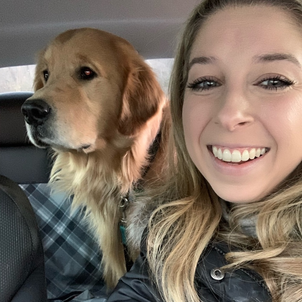 Meet your Posher, Caitlin